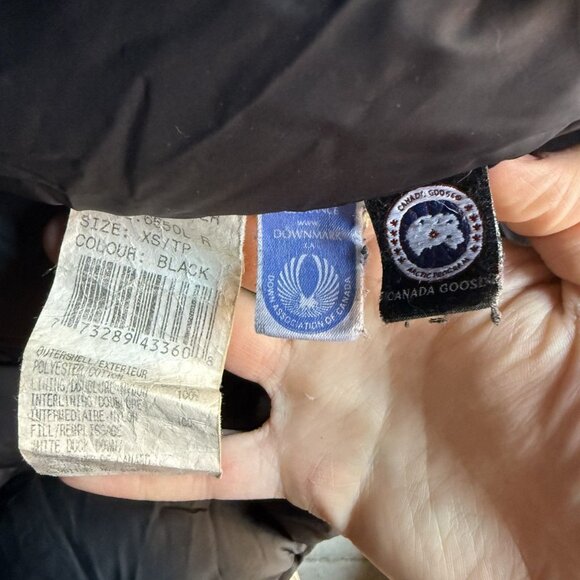 Canada Goose Black Fur Hood Trillium Parka - Picture 10 of 10